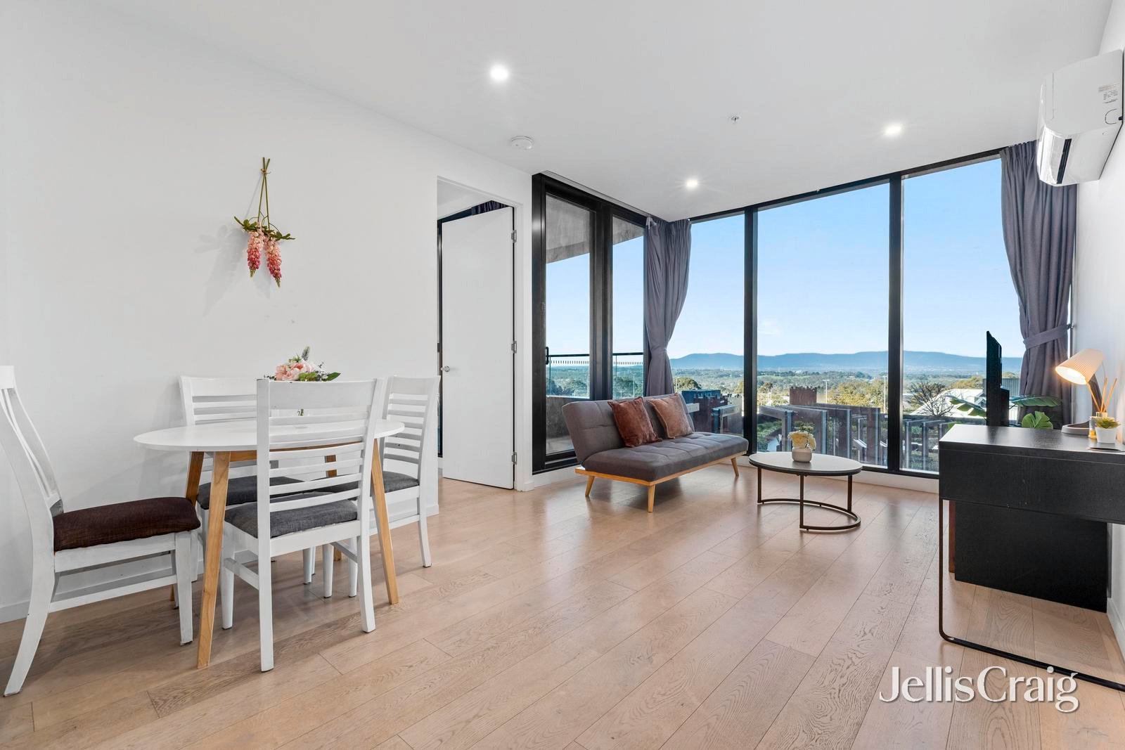 314/2 Snedden Drive, Glen&nbsp;Waverley image 2