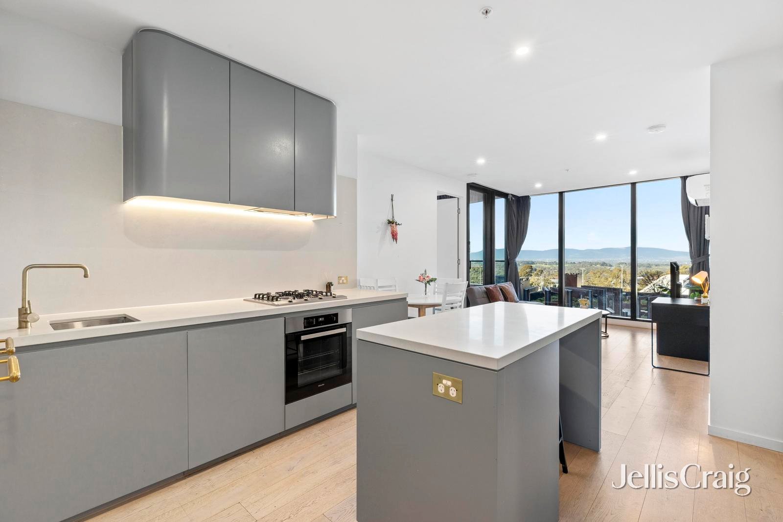 314/2 Snedden Drive, Glen&nbsp;Waverley image 4