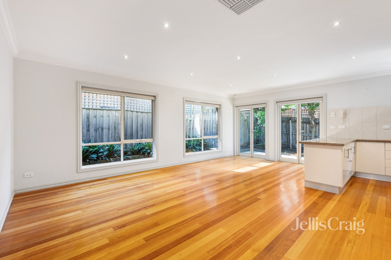 3/145 Banksia Street, Ivanhoe image 4