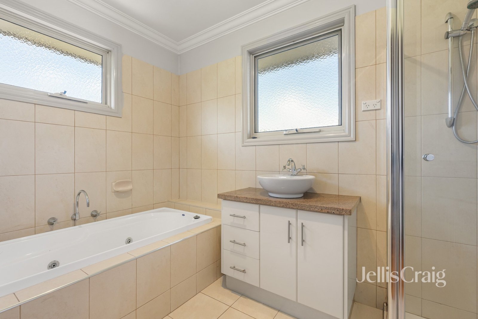 3/145 Banksia Street, Ivanhoe image 9