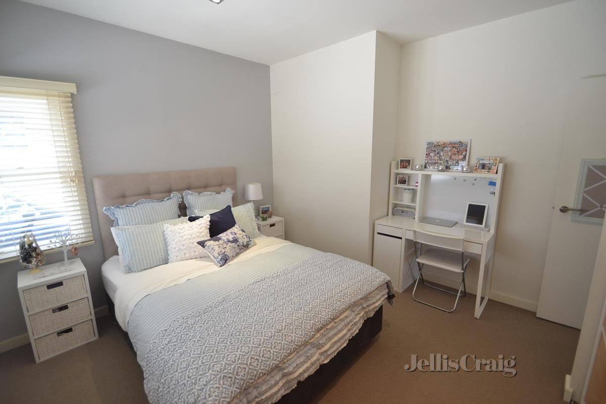 3/147 Bradshaw Street, Essendon image 4