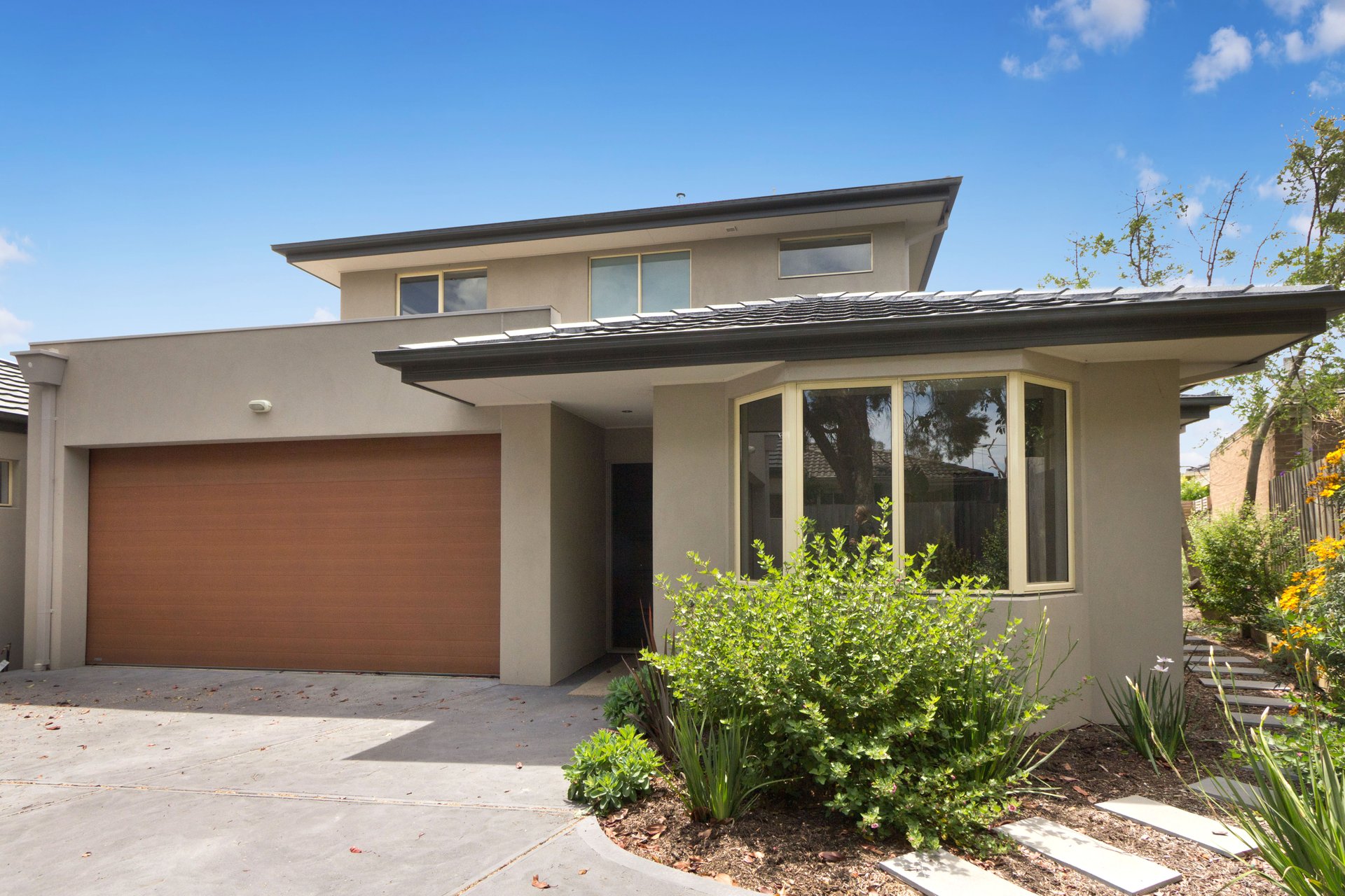 Property Gallery - Main Image