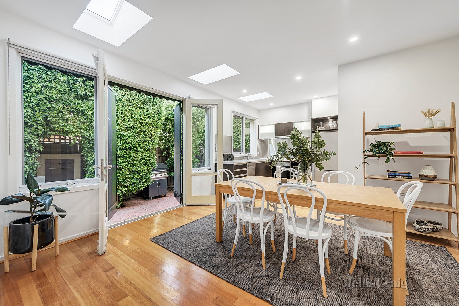 3/1476 Malvern Road, Glen Iris image 3