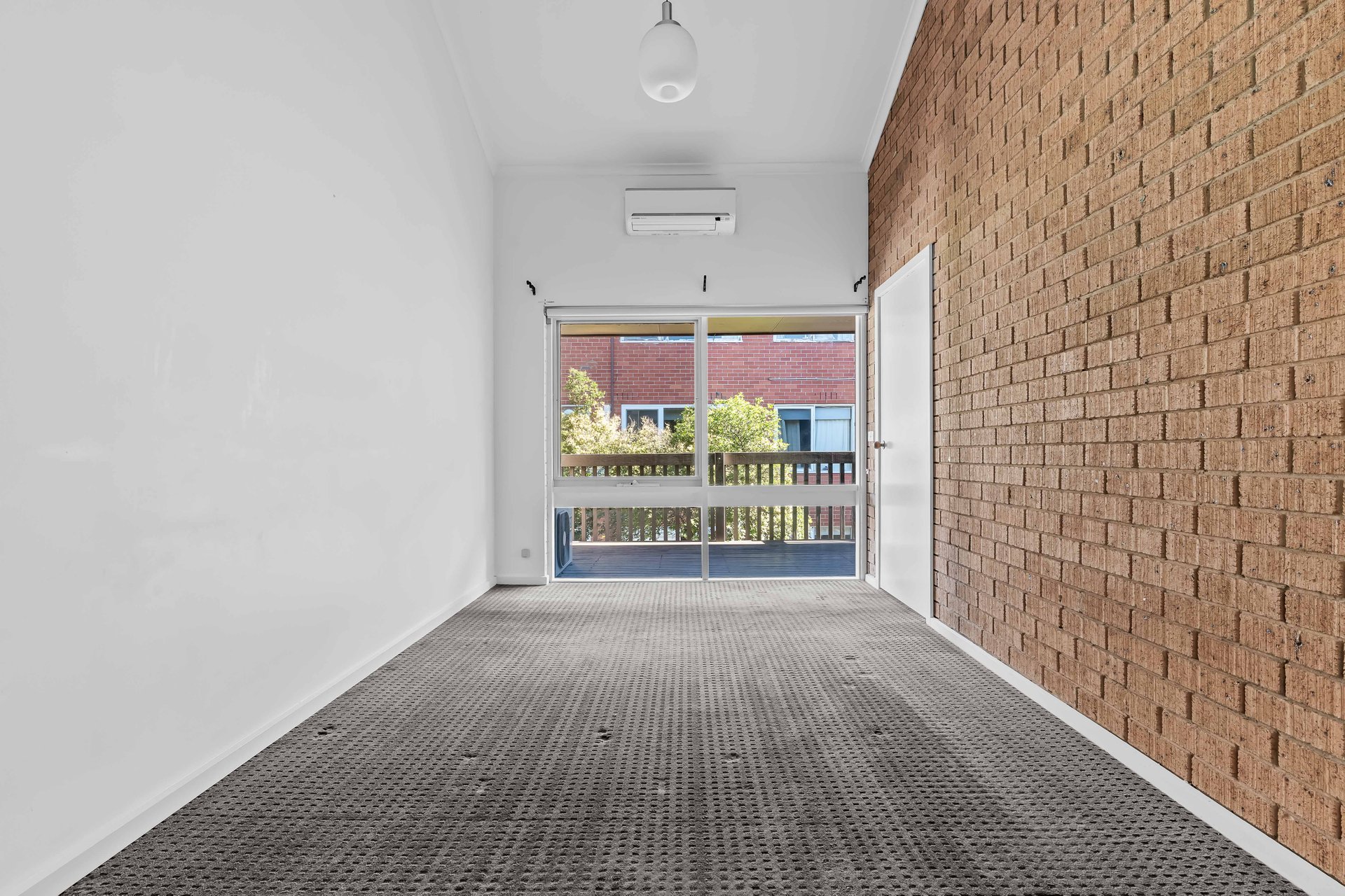 3/149 Glenhuntly Road, Elwood image 5