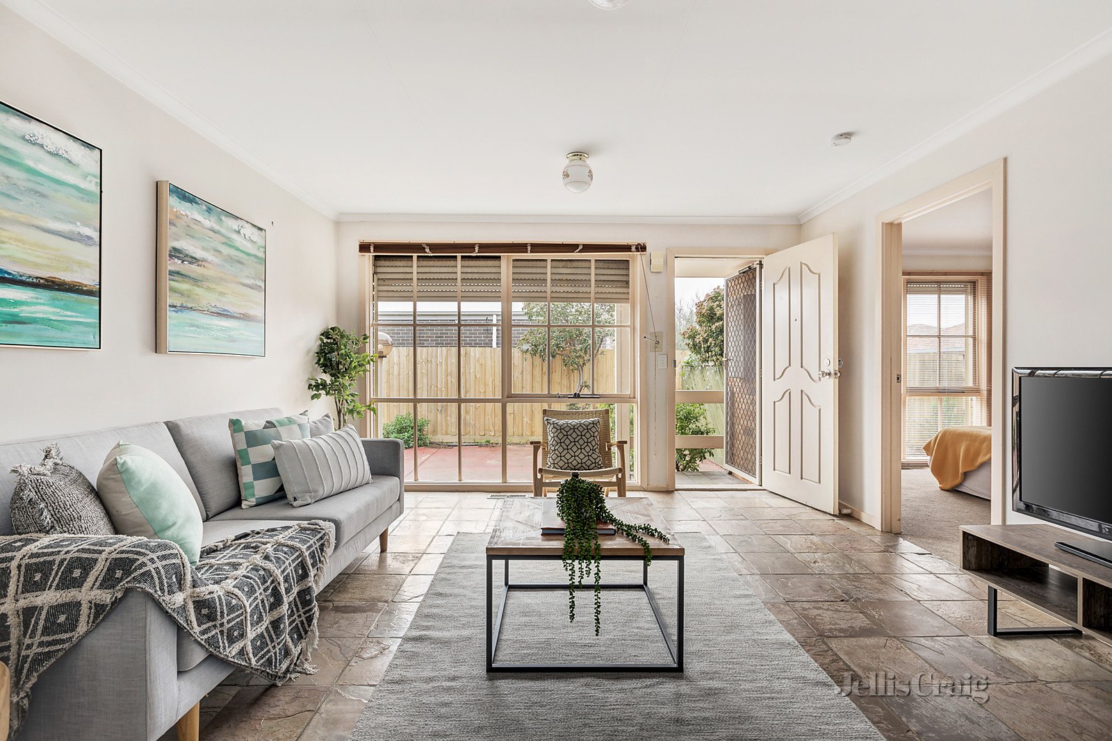 3/15-17 Richards Street, Coburg image 2