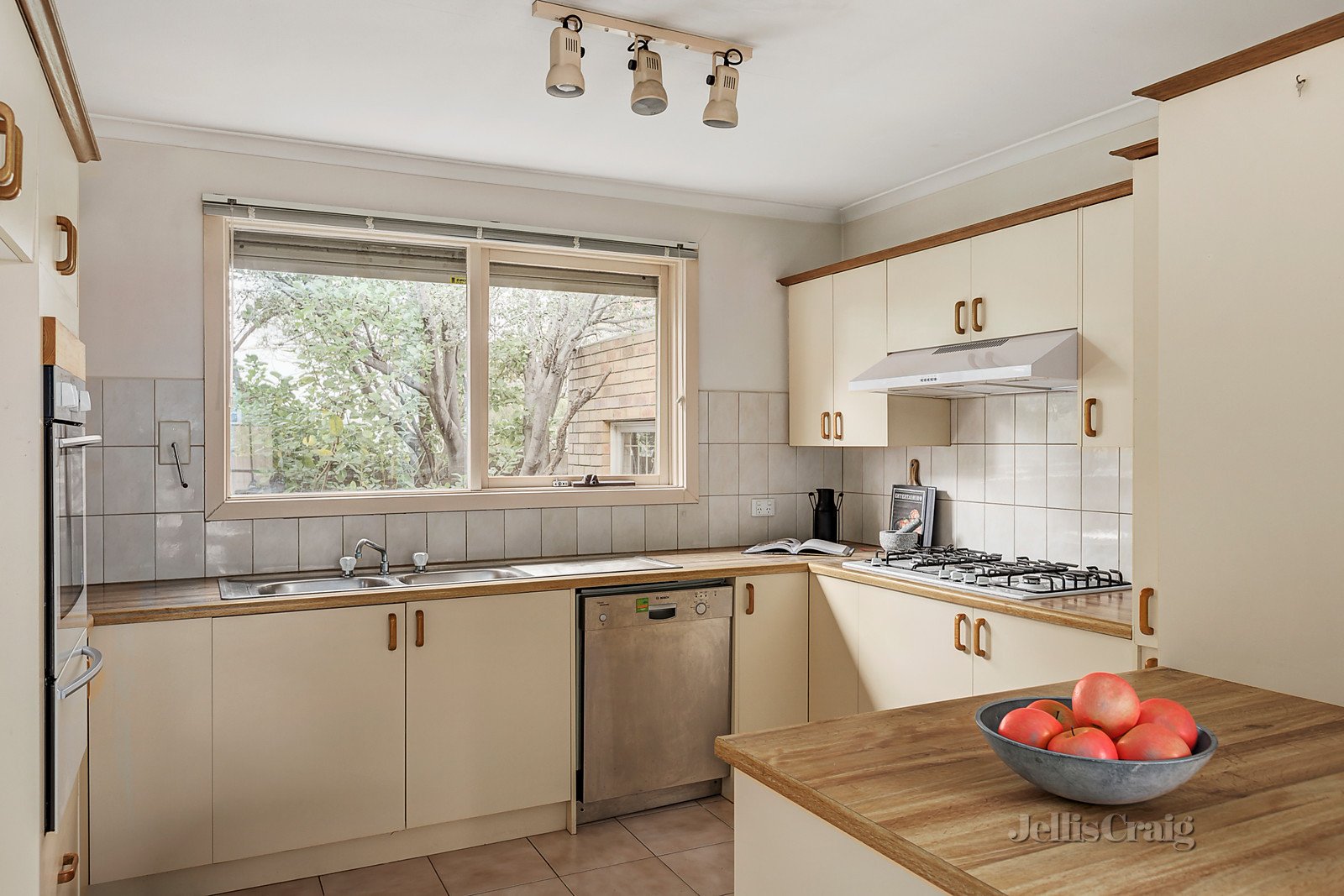 3/15-17 Richards Street, Coburg image 3