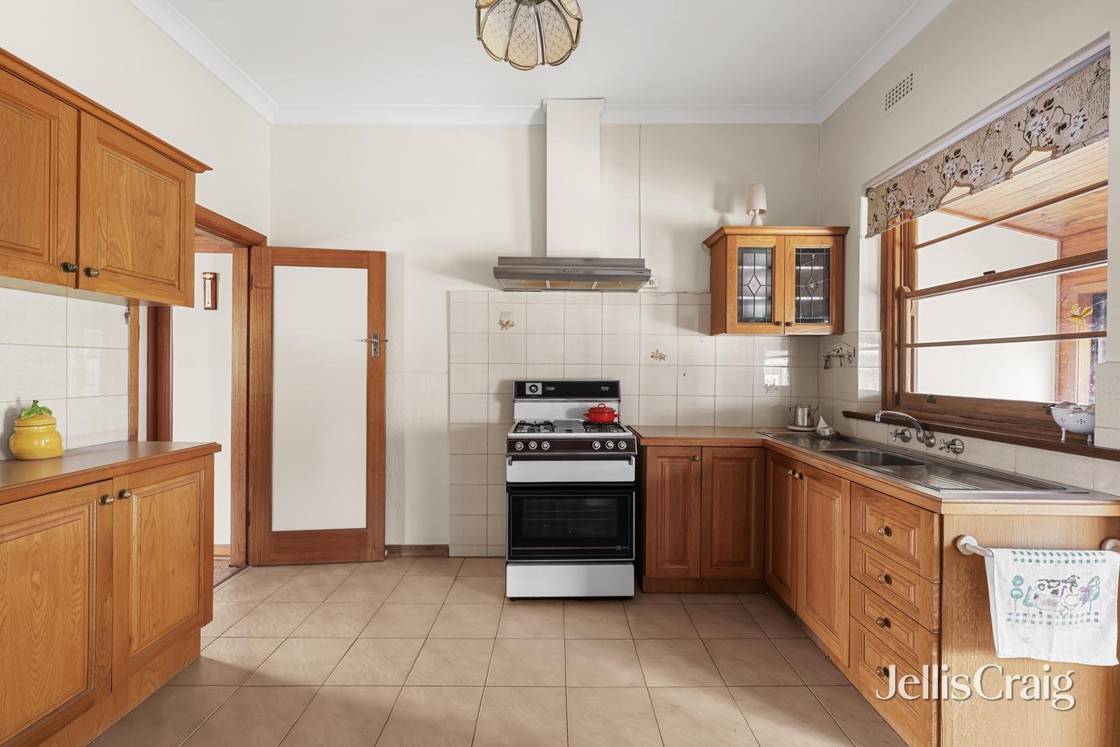 315 Bell Street, Pascoe Vale South image 7