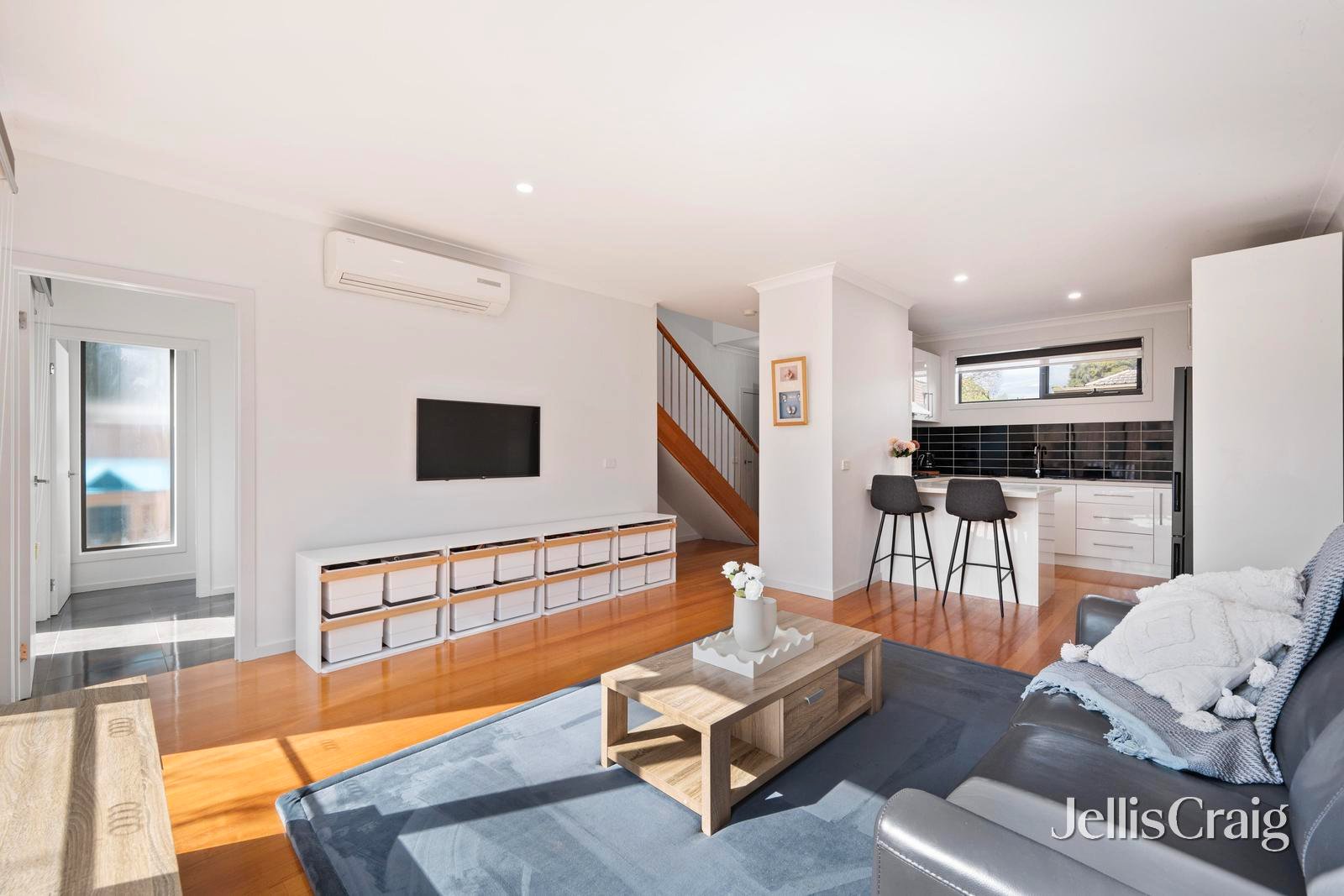 3/15 Beresford Road, Lilydale image 4