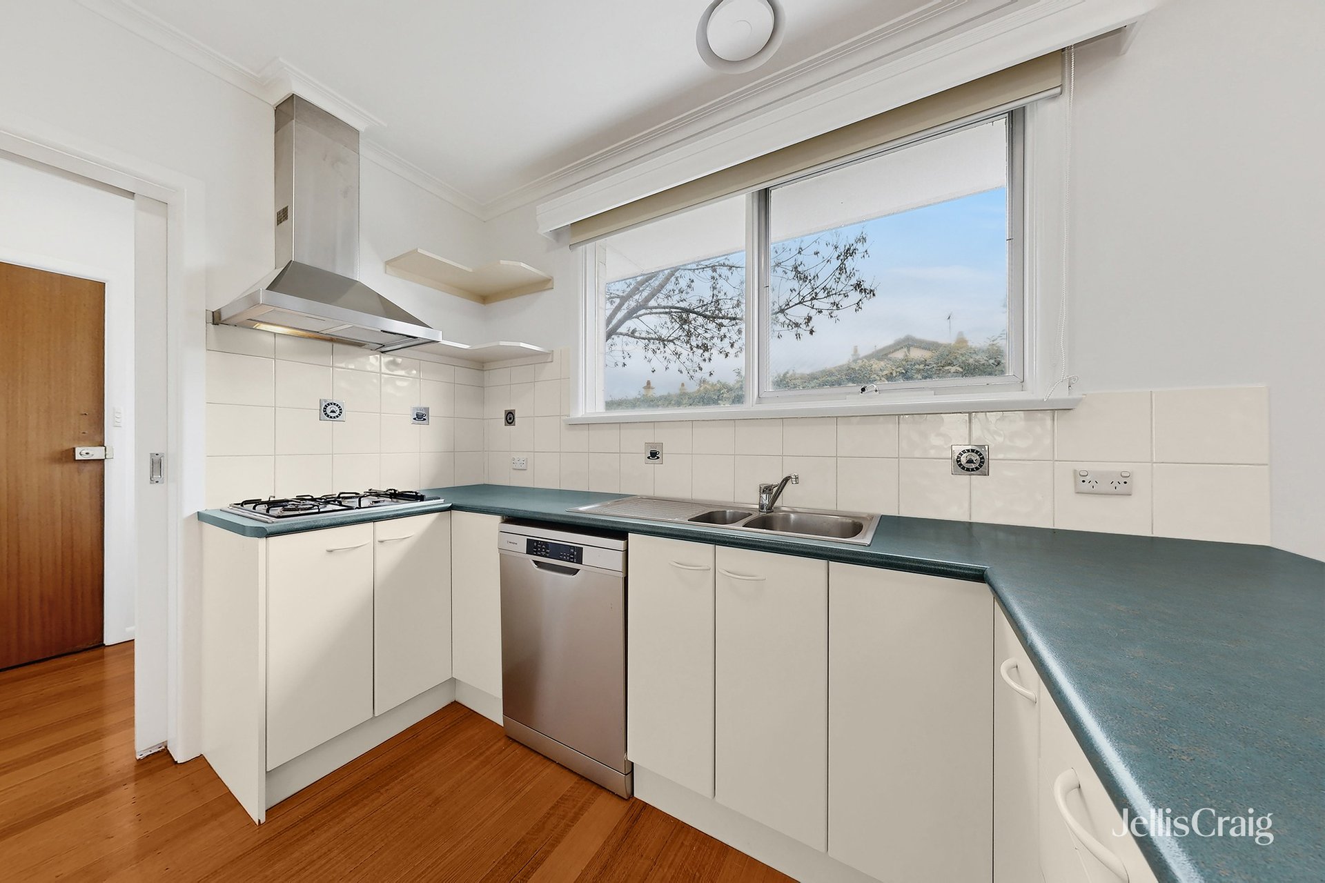 3/15 Blackburn Street, Surrey&nbsp;Hills image 5