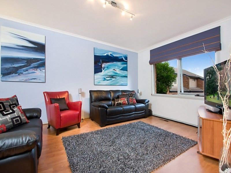 3/15 Lemon Road, Balwyn North image 2