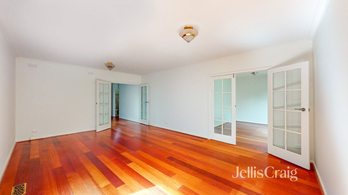 3/15 Lysterville Avenue, Malvern image 2