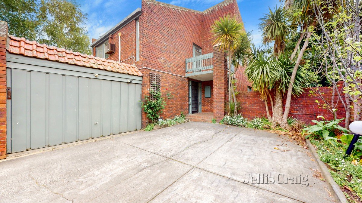 3/15 Lysterville Avenue, Malvern image 1