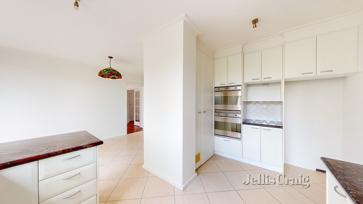 3/15 Lysterville Avenue, Malvern image 3