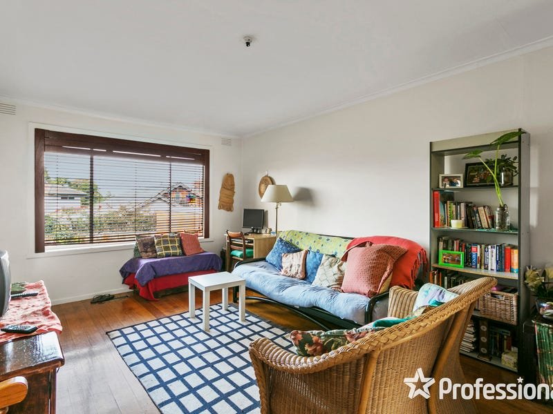 3/15 Narcissus Avenue, Boronia image 2