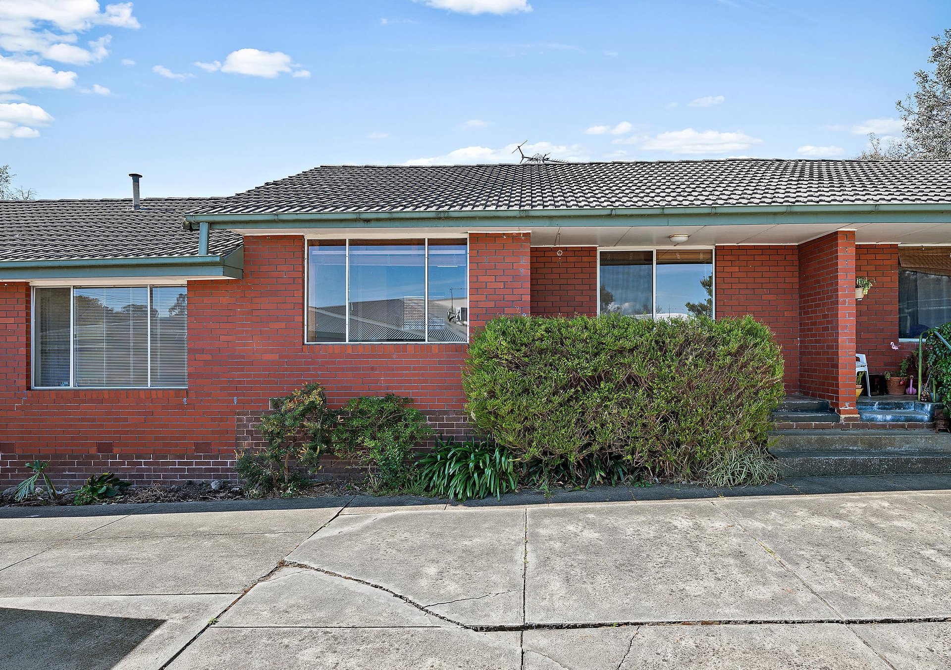 3/15 Narcissus Avenue, Boronia image 1