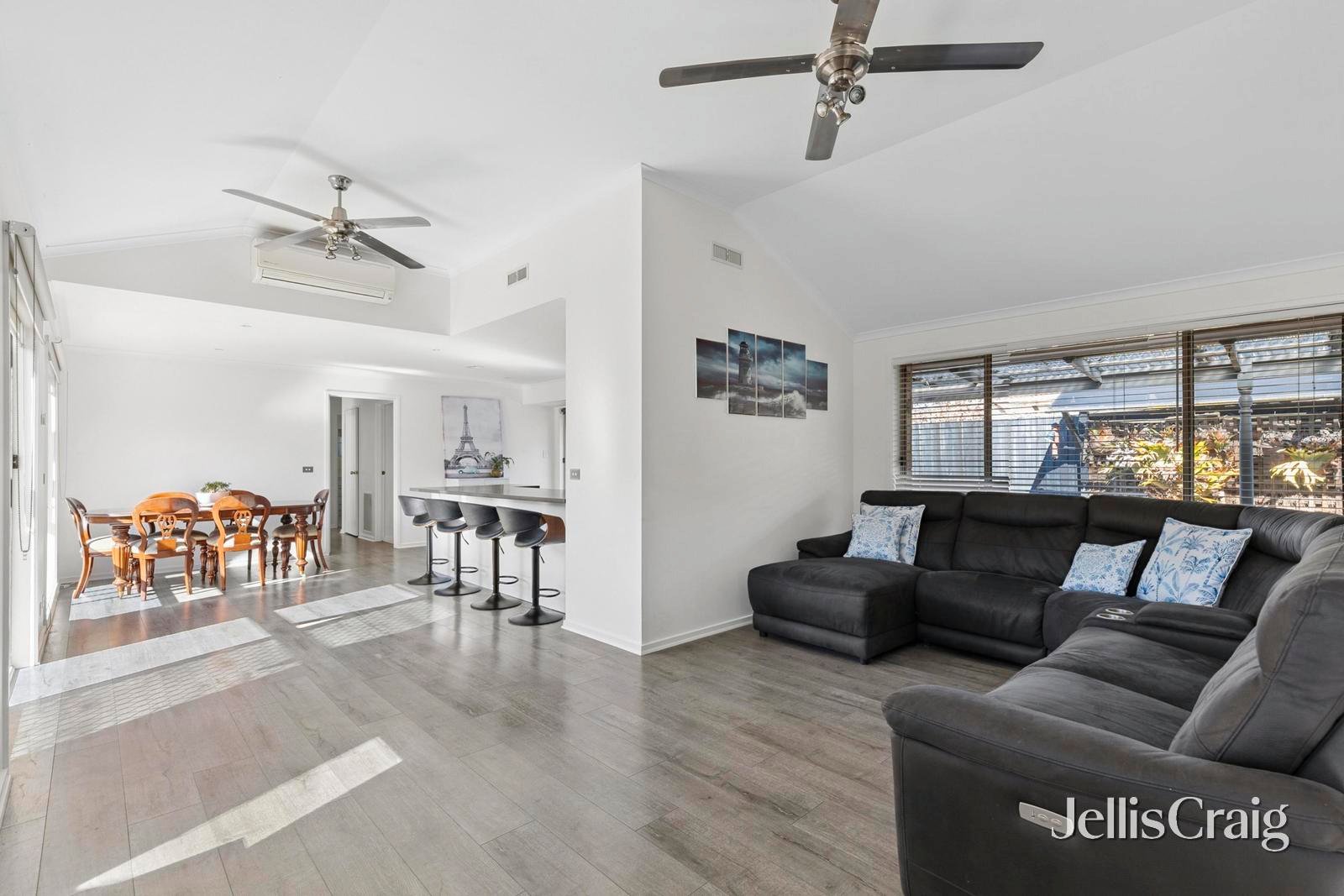 315 Wilsons Road, St Albans Park image 2