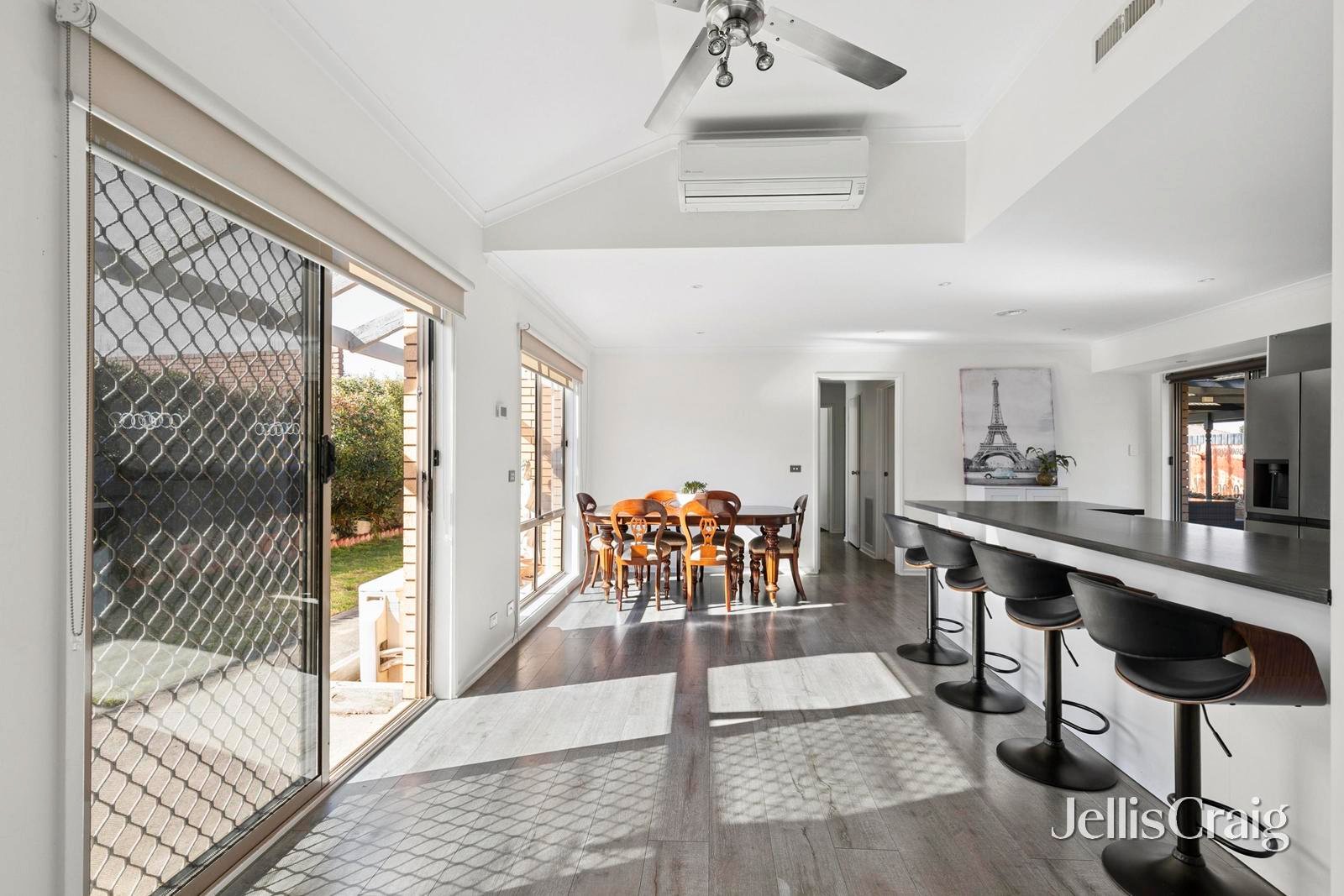 315 Wilsons Road, St Albans Park image 3
