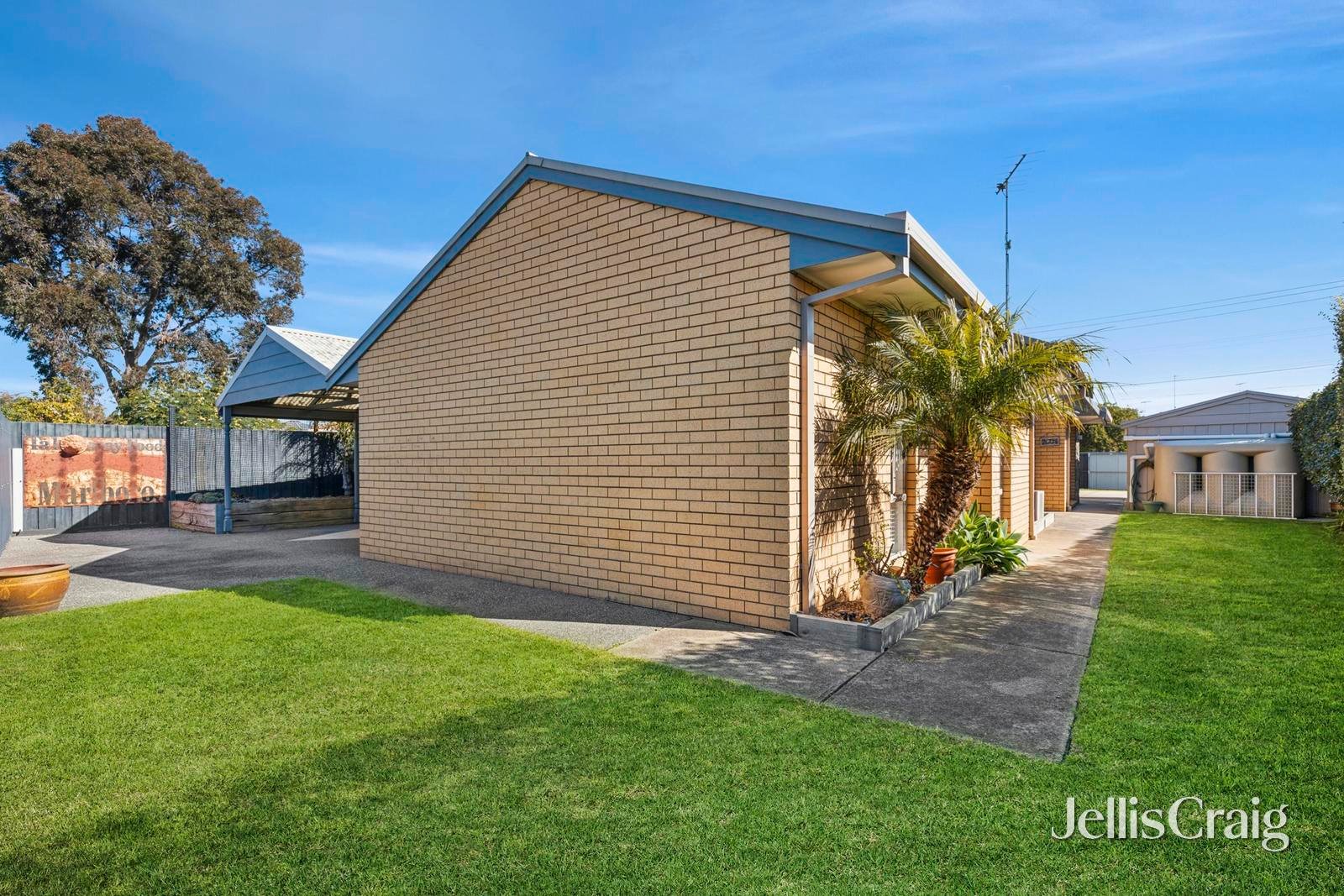 315 Wilsons Road, St Albans Park image 6