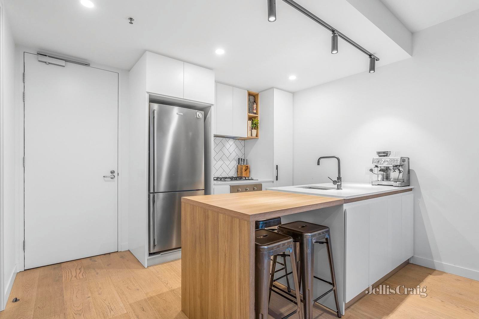 315/125 Francis Street, Yarraville image 5