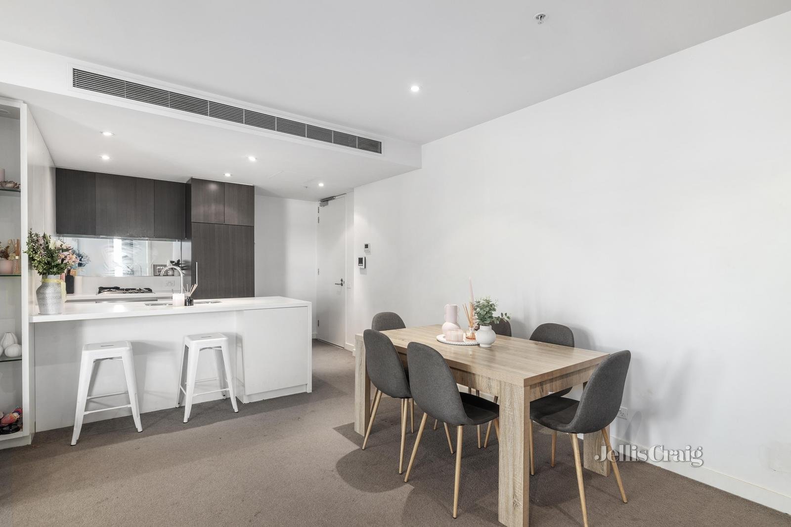 315/140 Swan Street, Richmond image 3