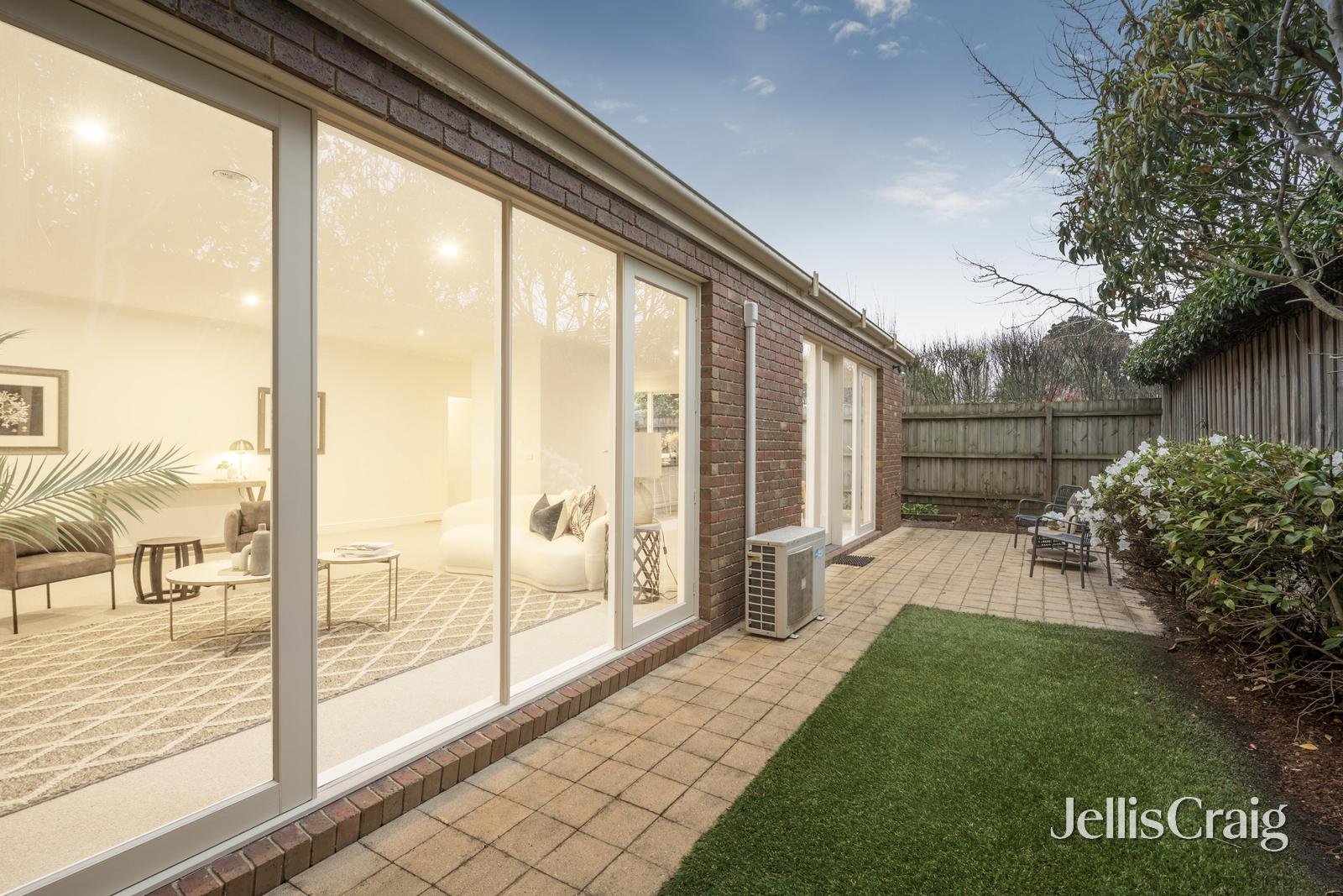 3/152 Burke Road, Glen Iris image 10