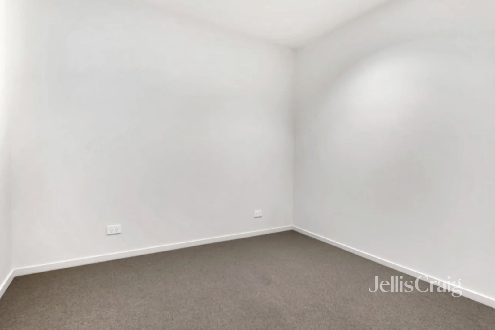 315/21 Plenty Road, Bundoora image 8