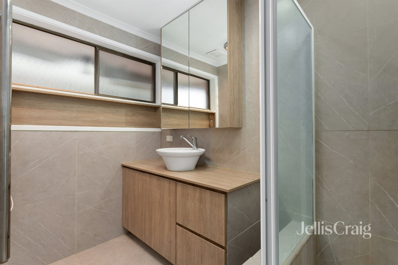 3/154 Hawdon Street, Heidelberg image 9