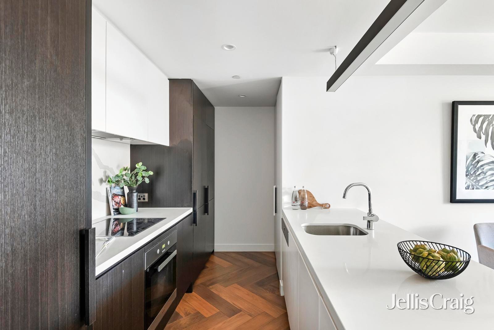 315/555 St Kilda Road, Melbourne image 4