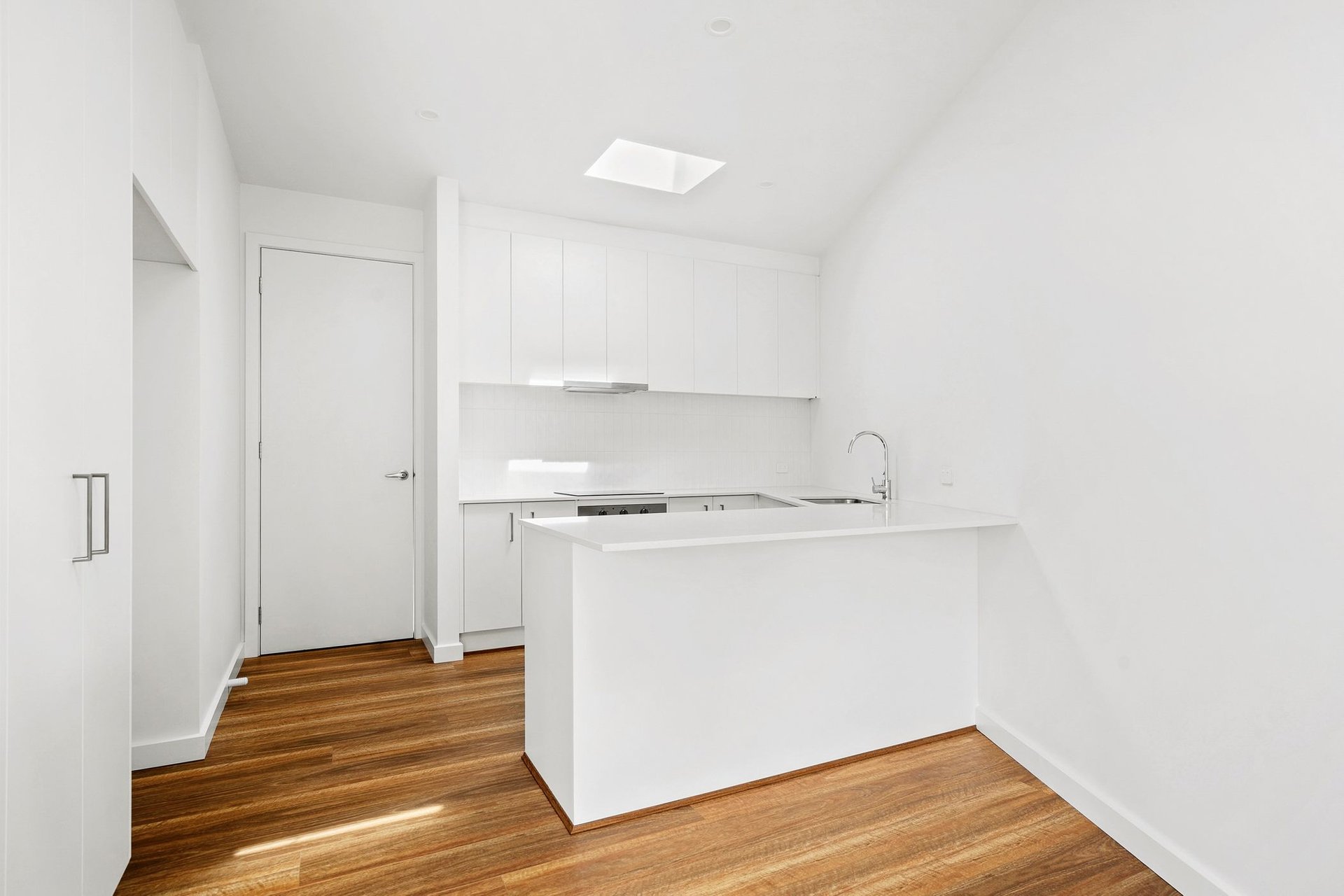 3/156 Ballarat Road, Hamlyn Heights image 5