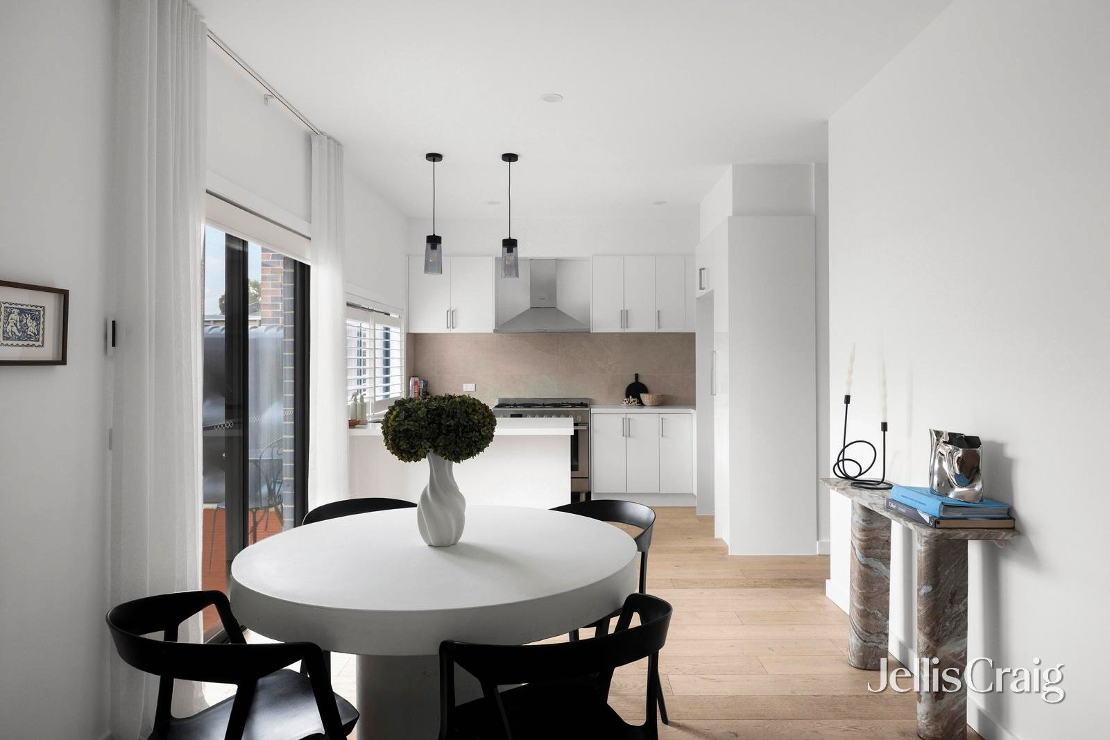 3/157 Maidstone Street, Altona image 3