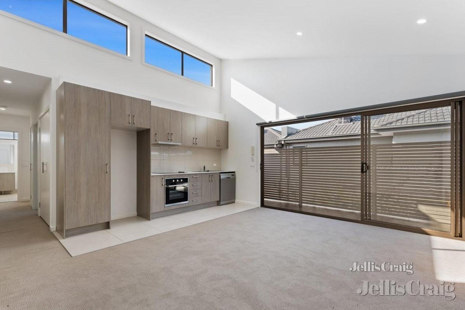 3/157 Northern Road, Heidelberg Heights image 2