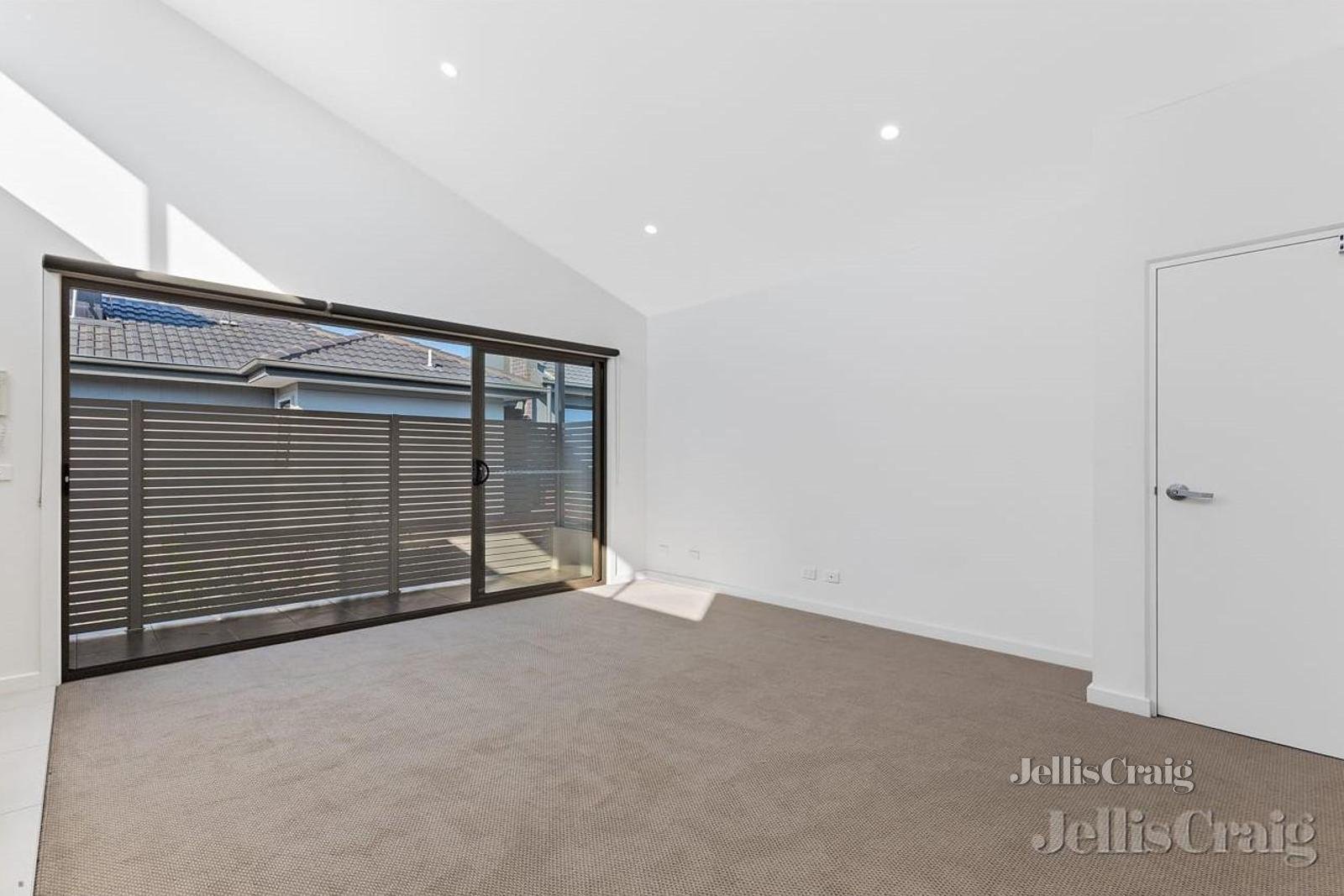 3/157 Northern Road, Heidelberg Heights image 6