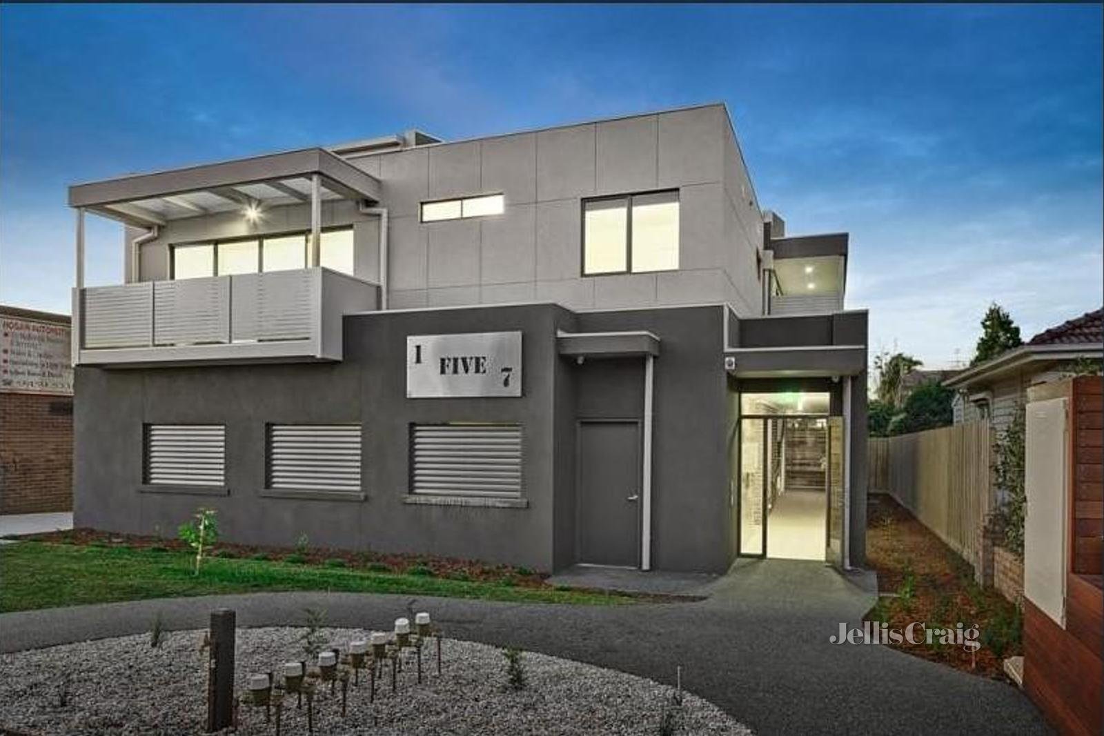3/157 Northern Road, Heidelberg Heights image 13