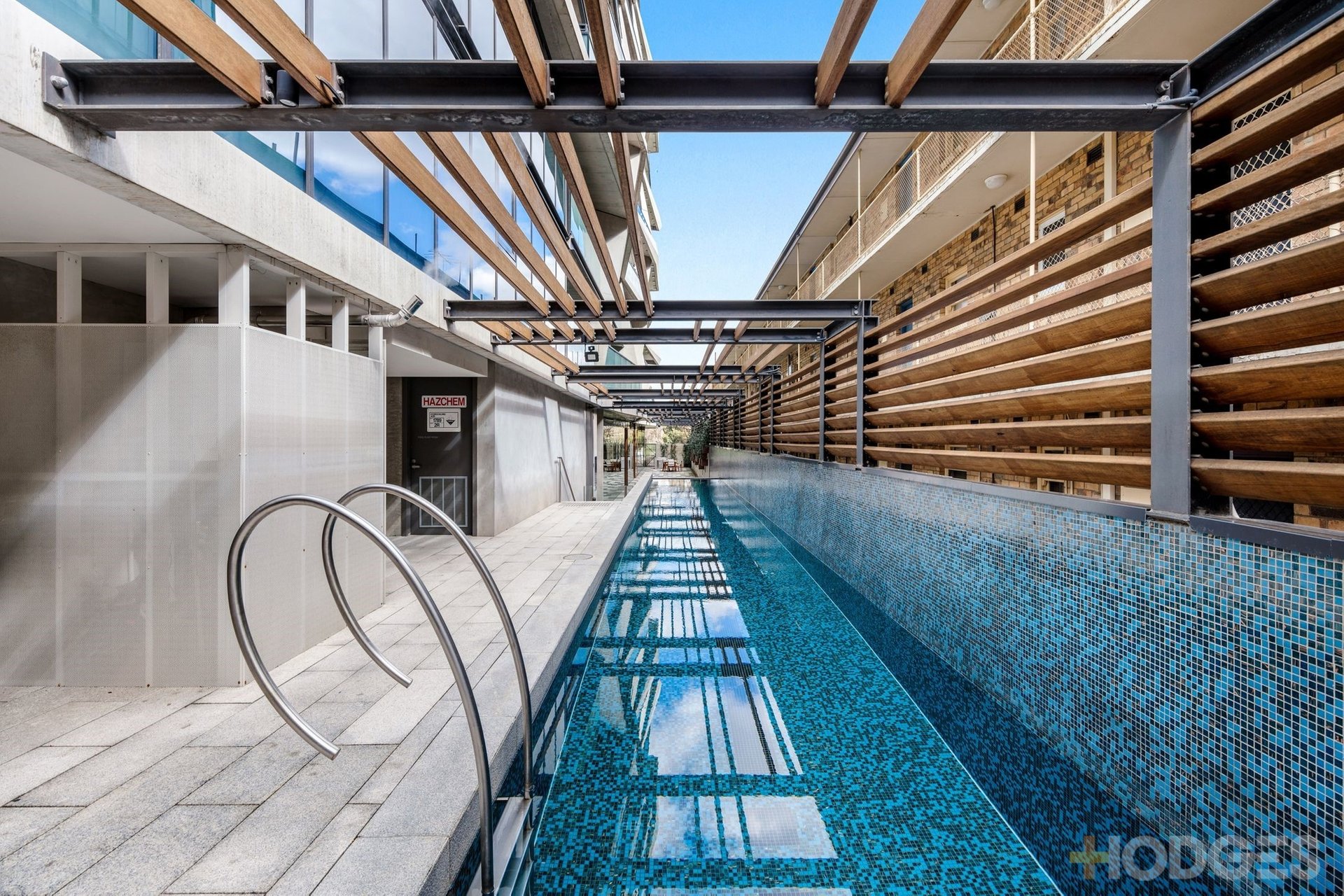 315 / 77 Queens Road Melbourne