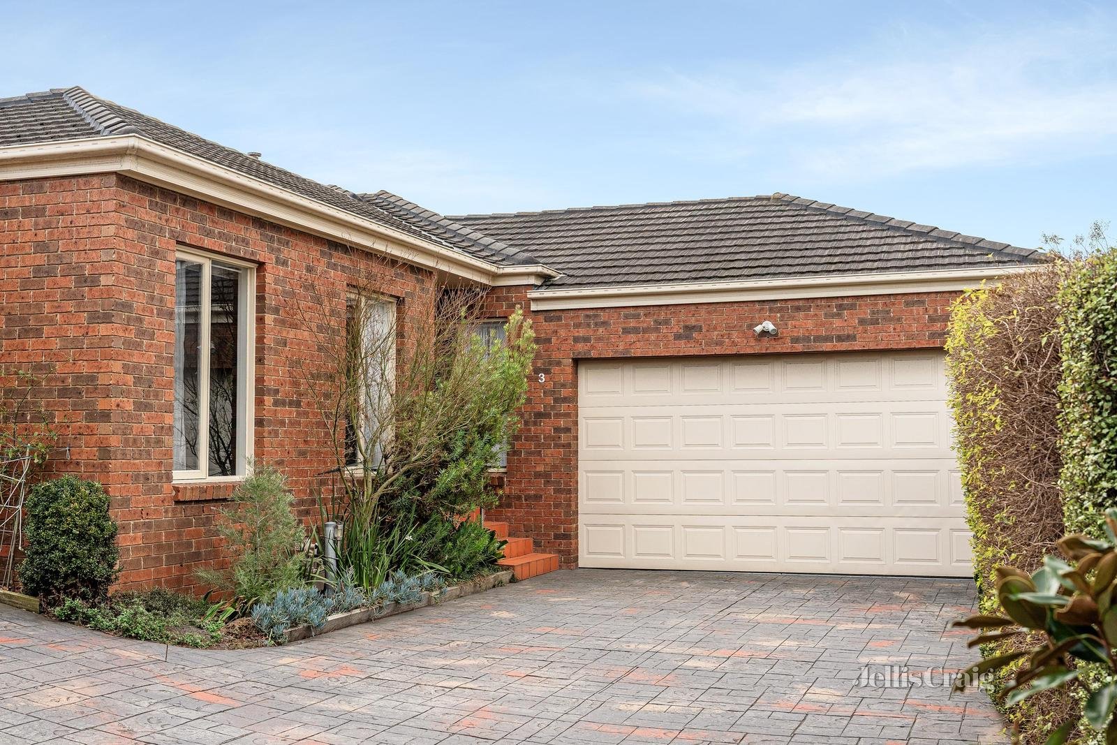 3/158 Balcombe Road, Mentone image 1