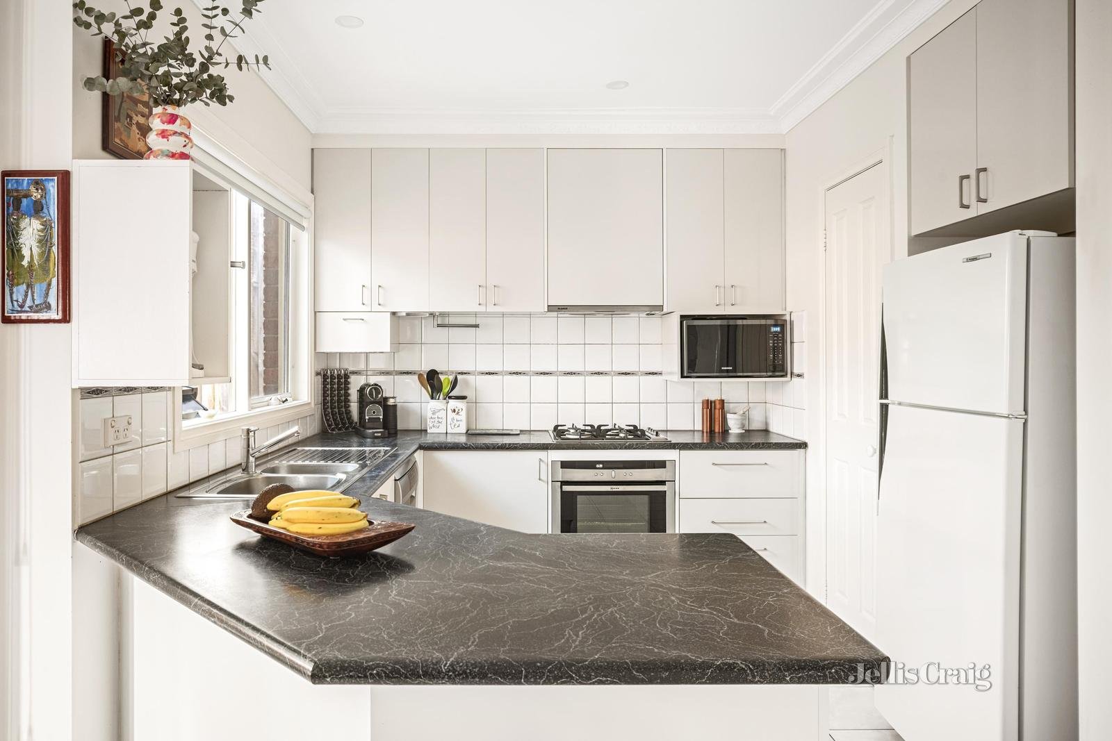3/158 Balcombe Road, Mentone image 4