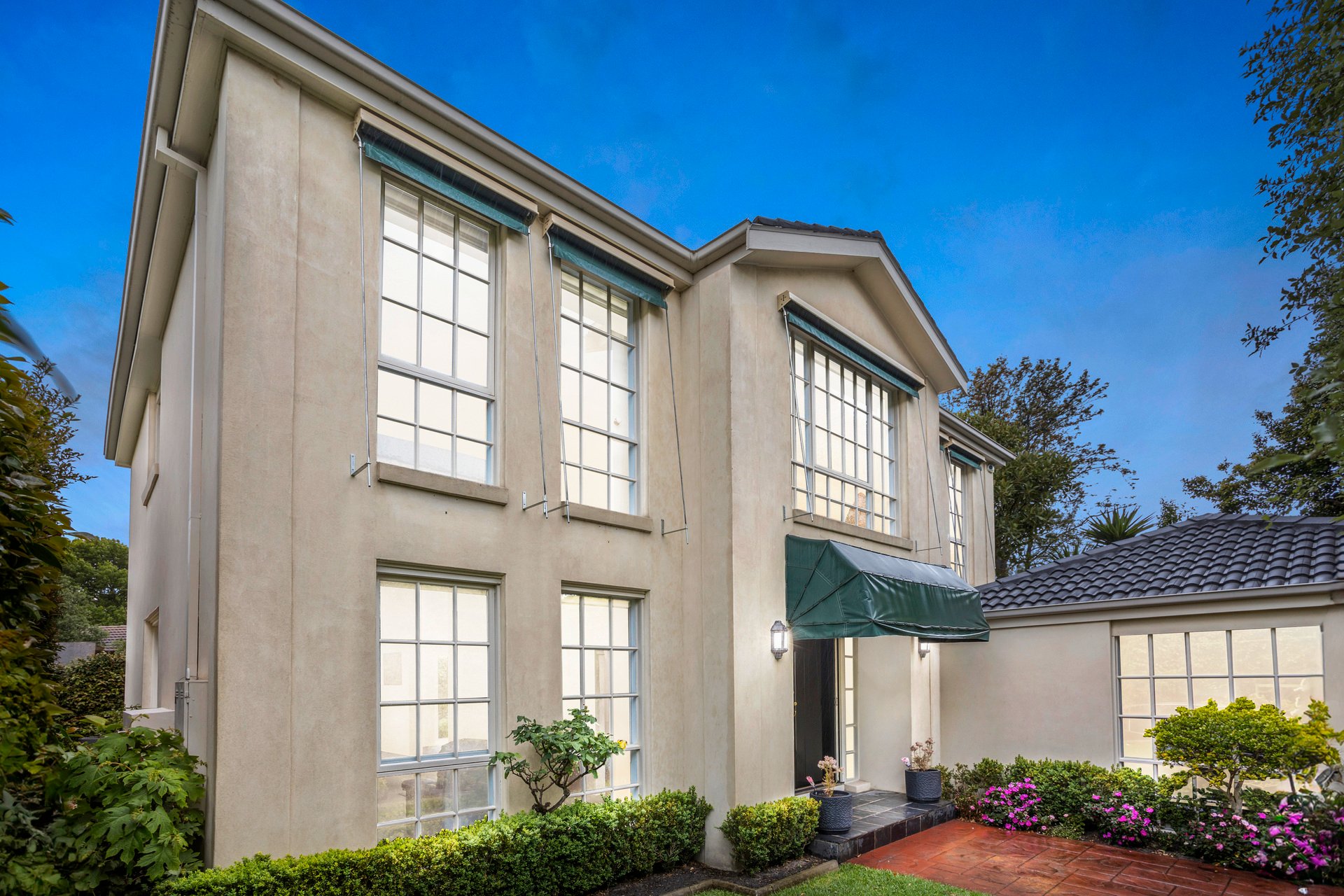 Property Gallery - Main Image