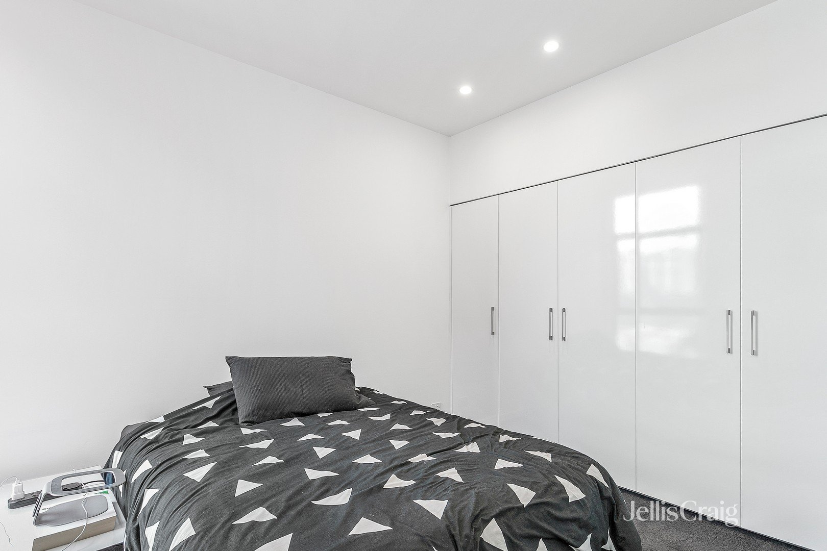 3.1/58 Moore Street, Footscray image 7
