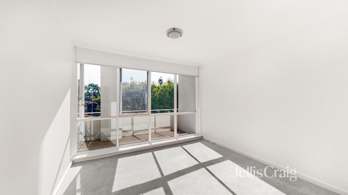 3/159 Alexandra Avenue, Toorak image 3