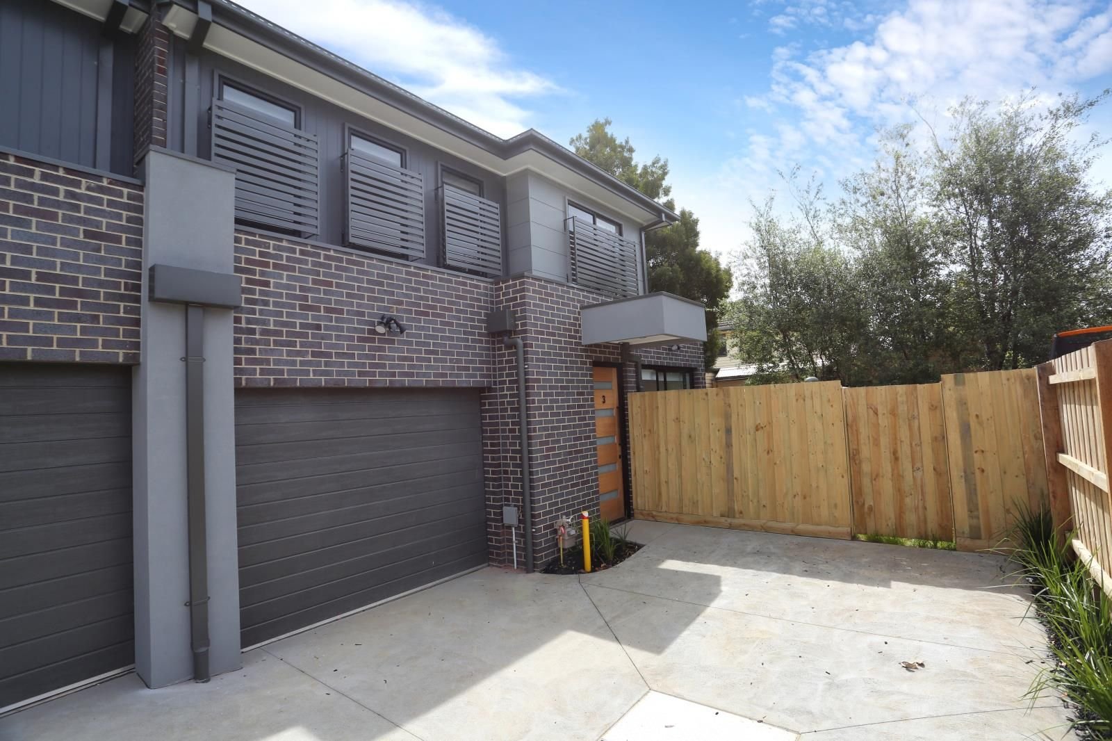 Property Gallery - Main Image