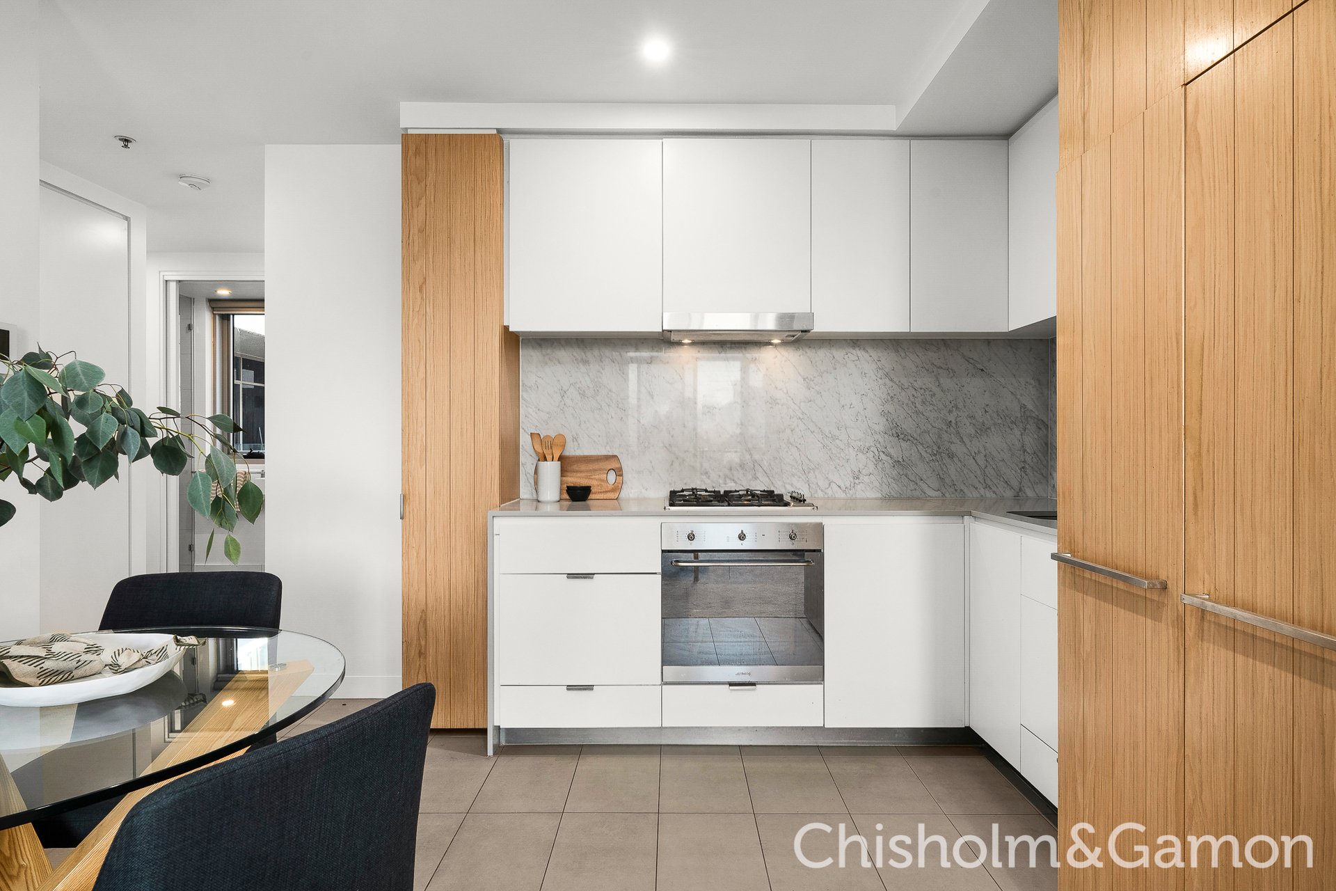 315/99 Dow Street, Port Melbourne image 6