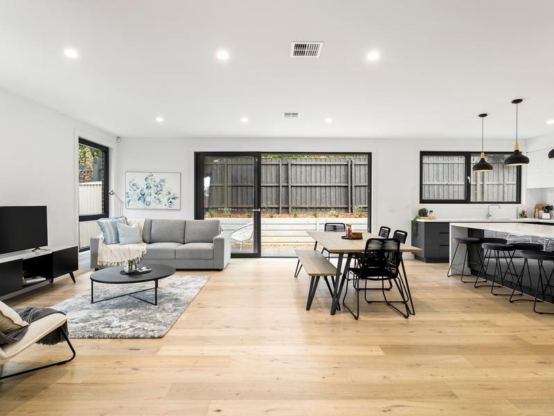 Property Gallery Thumbnail 6