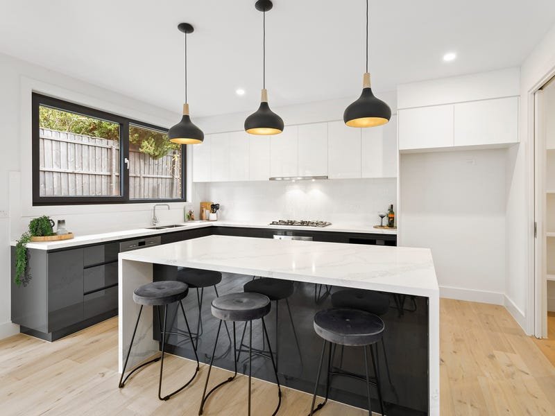 Property Gallery Thumbnail 8