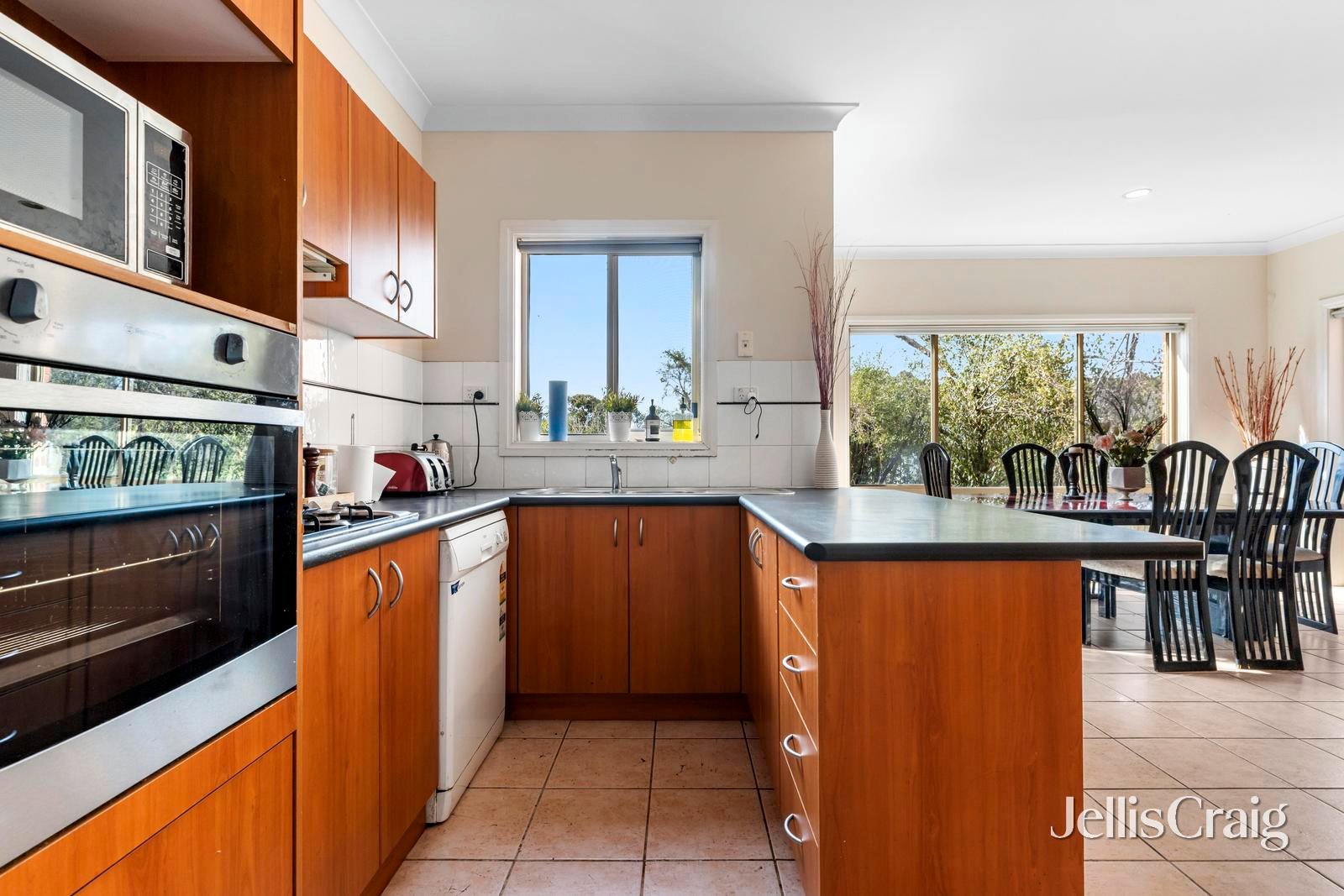 3/16-20 Crows Lane, Glen&nbsp;Waverley image 4