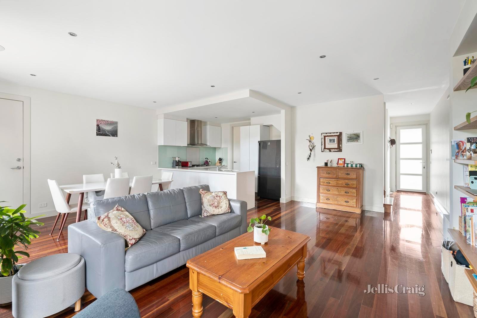 3/16 Bradley Street, Newport image 6