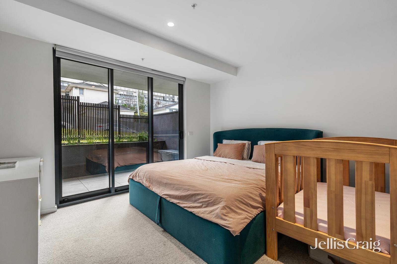 3/16 Clay Drive, Doncaster image 5