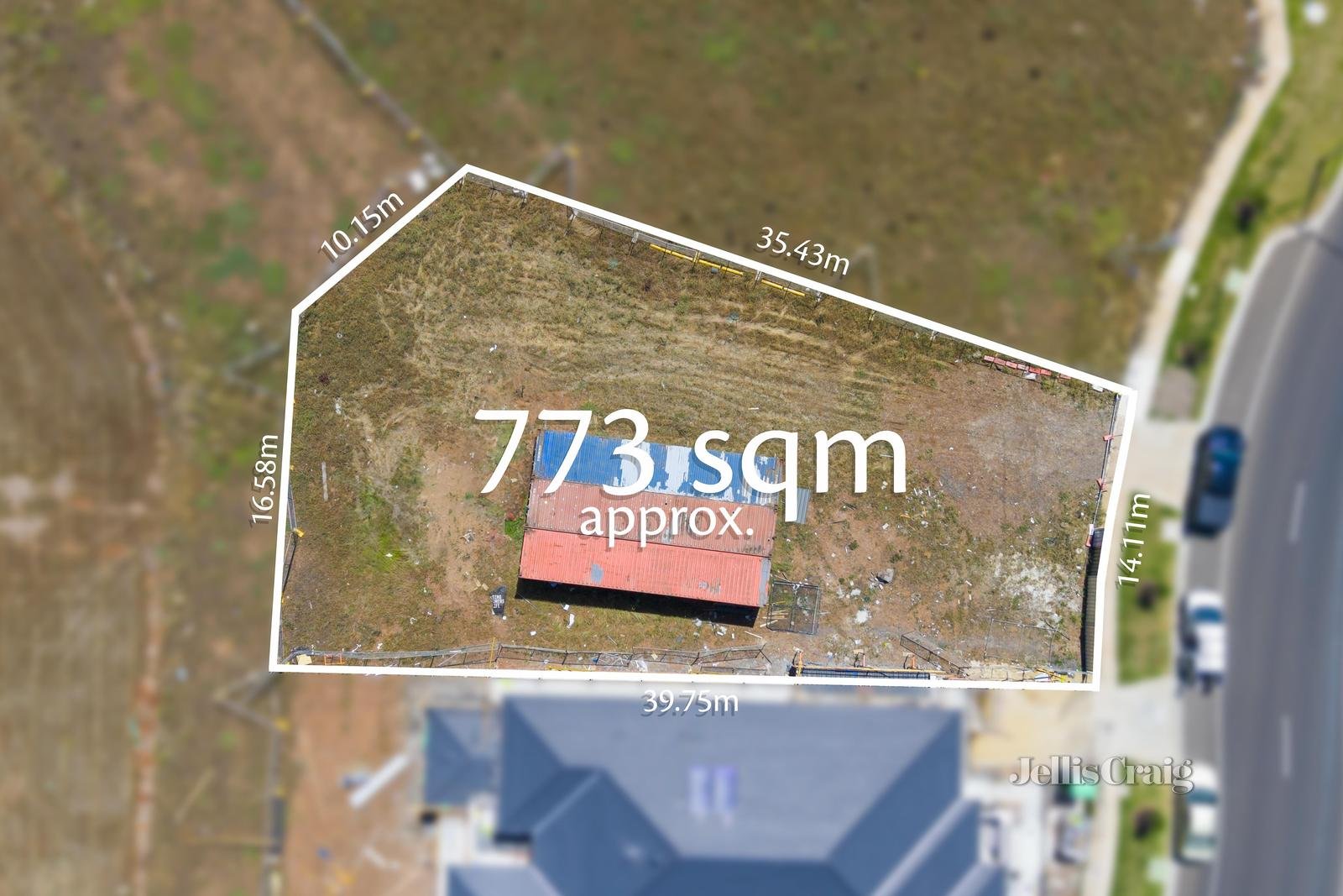 316 Hummingbird Boulevard, Tarneit image 2