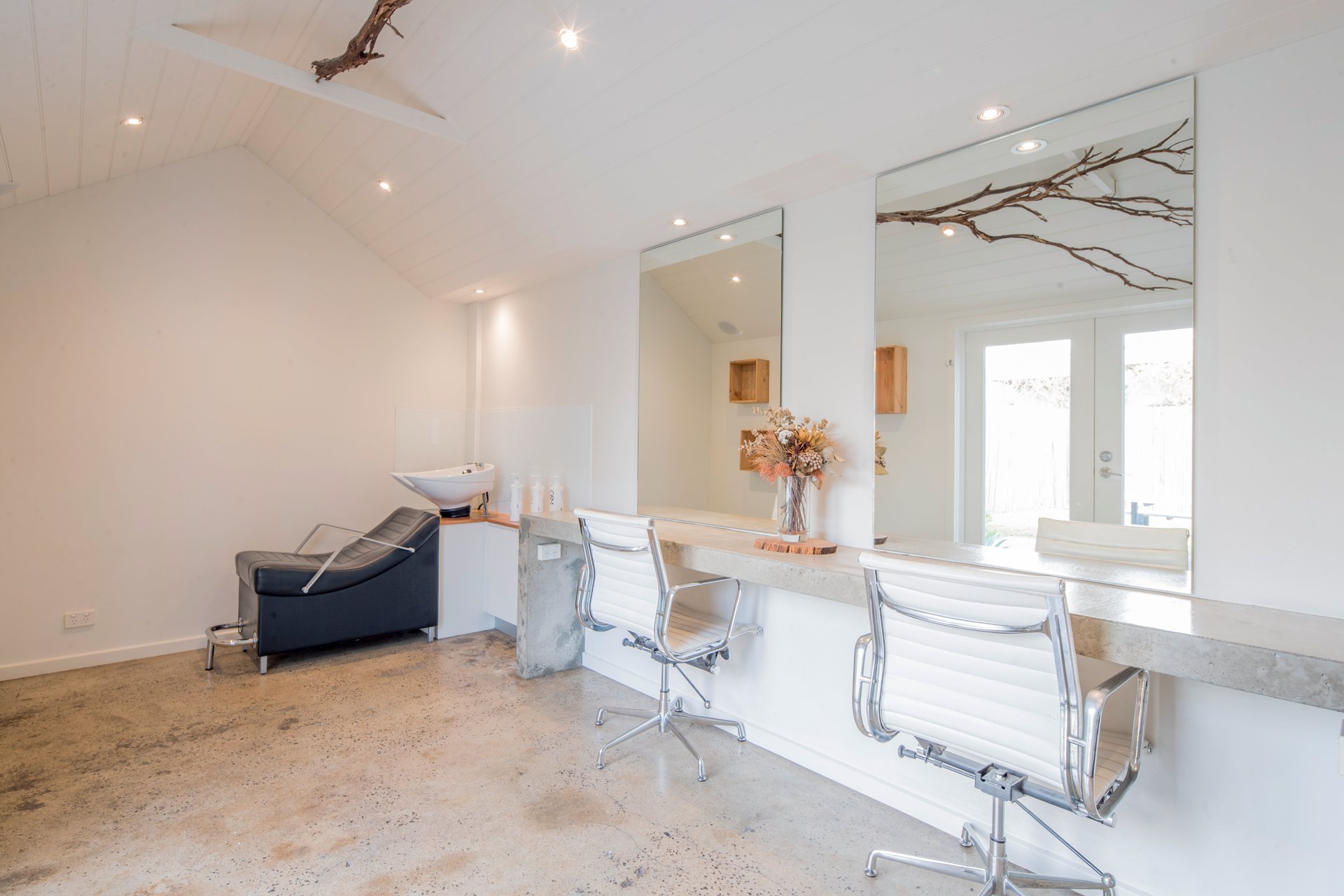 316 Latrobe Terrace, Newtown image 10