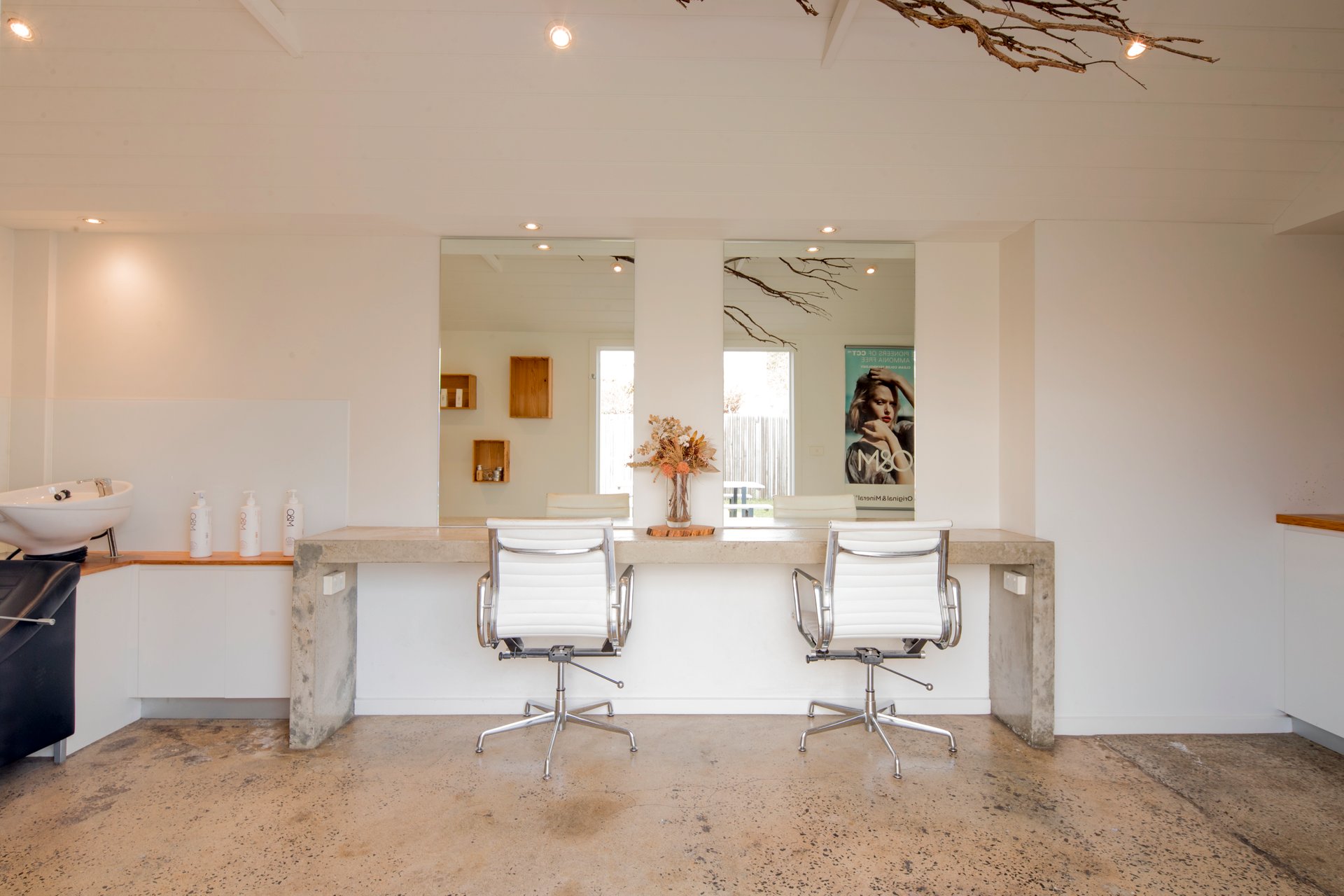 316 Latrobe Terrace, Newtown image 11