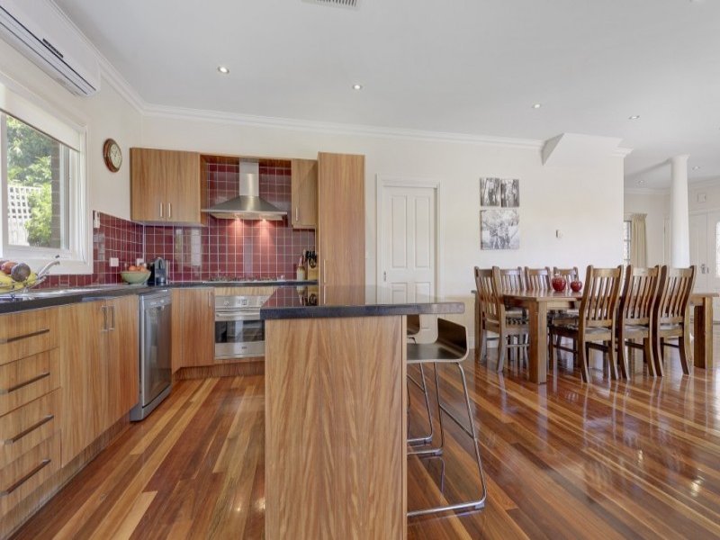 3/16 Lemon Road, Balwyn North image 4
